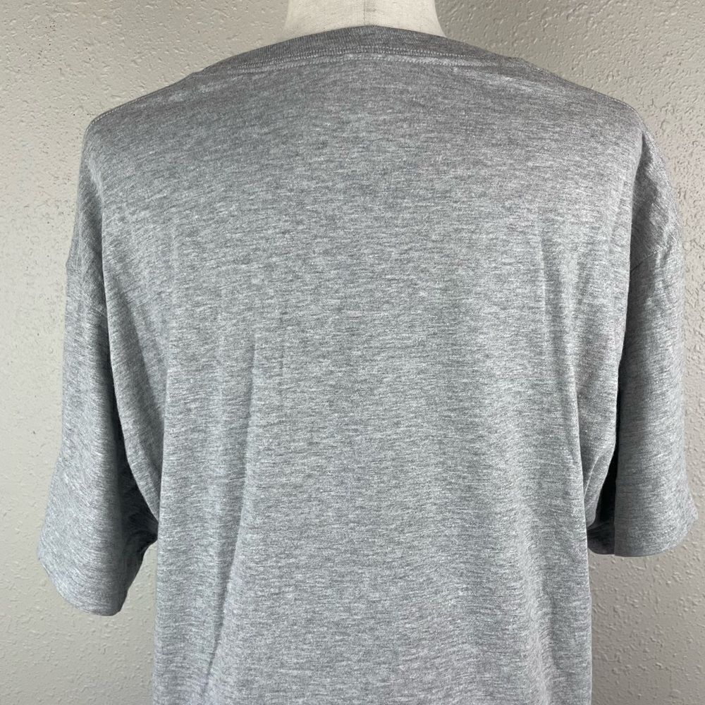 NWOT Champion Short Sleeve T-Shirt Size L - Picture 5 of 7